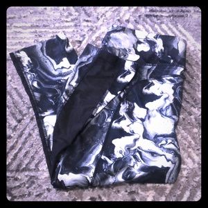 Avia exercise Capri pants